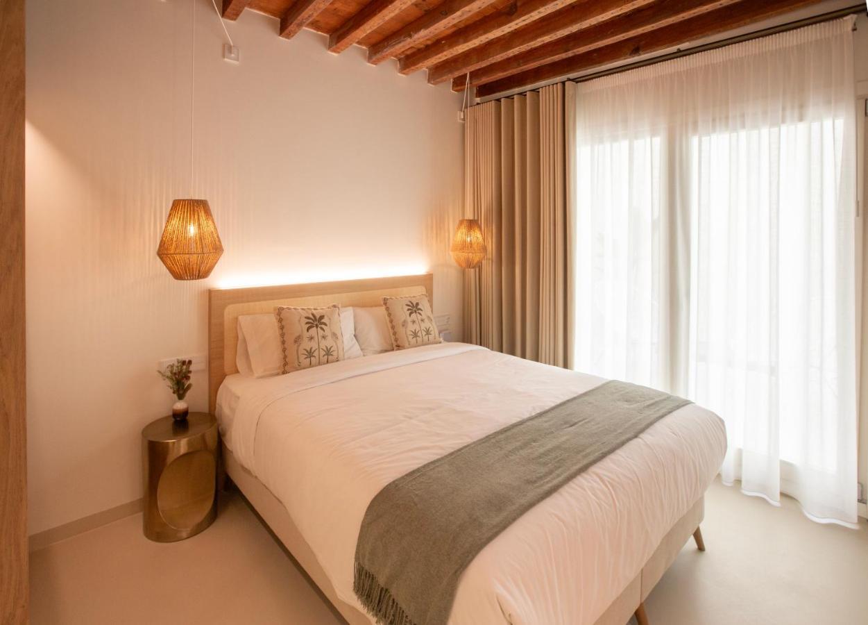 Alux Boutique Hotel Malaga Exterior photo